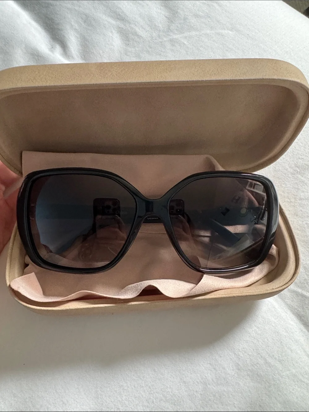 Chloé Women's Black Gradient Sunglasses
